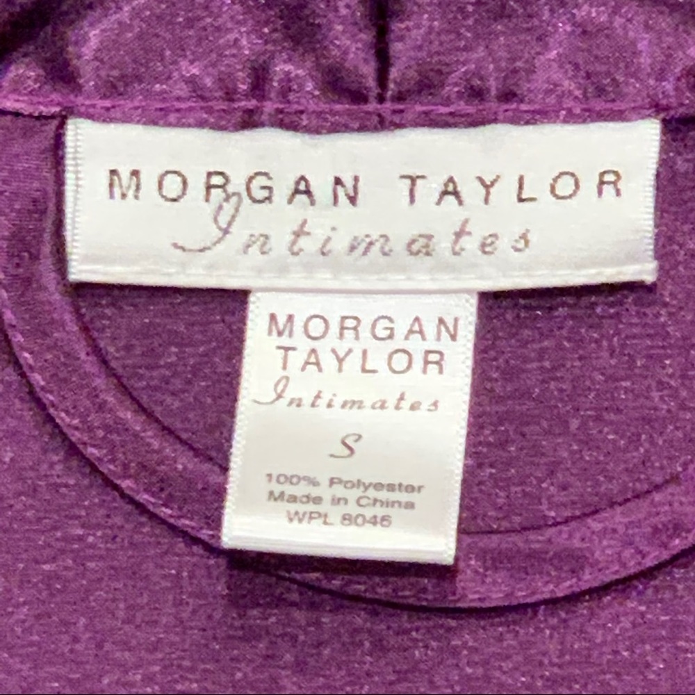 Morgan Taylor Intimates Short Robe - Picture 7 of 9